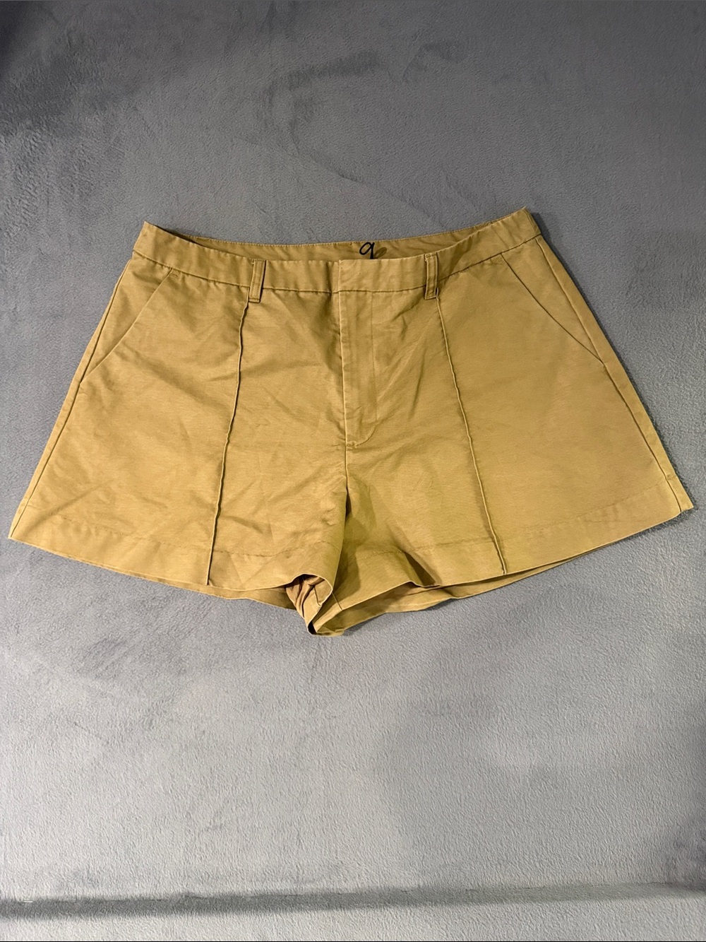 KBB by Kahlana - ‘The Flared Chino Shorts’